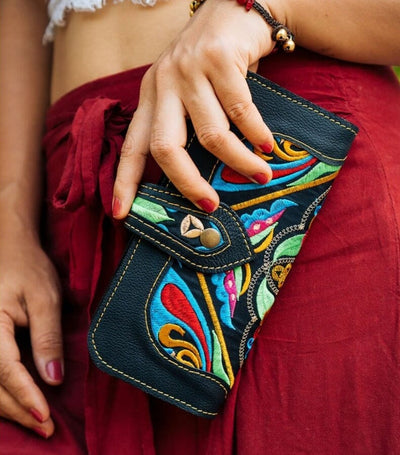 Bohemian Embroidered Wallet - Handmade Leather Wallet - Colorful 4U - Embroidered Bag