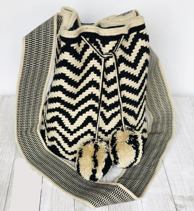 Chevron Perissa Beach Bags | Black and White Crochet Crossbody Bag - L - Colorful 4U - Special Edition Crochet Boho Bag - Crossbody/Shoulder Bucket Bag