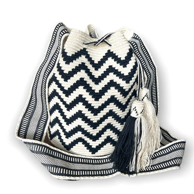 Chevron Perissa Beach Bags | Black and White Crochet Crossbody Bag - L - Colorful 4U - Special Edition Crochet Boho Bag - Crossbody/Shoulder Bucket Bag